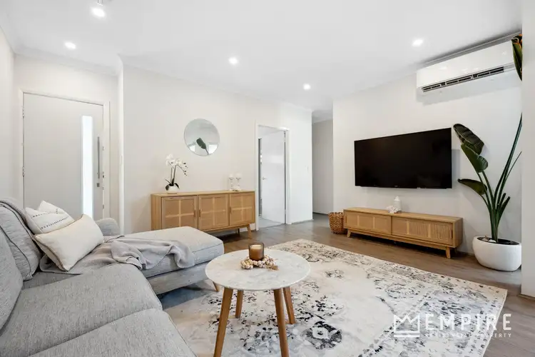 27C Southwell Crescent, Hamilton Hill WA 6163