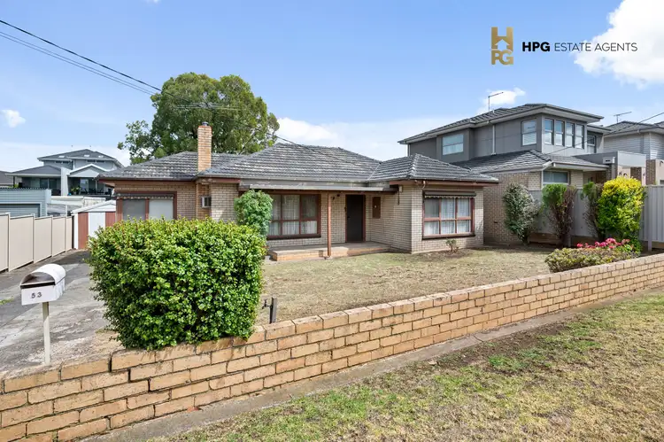 53 El Reno Crescent, Airport West VIC 3042