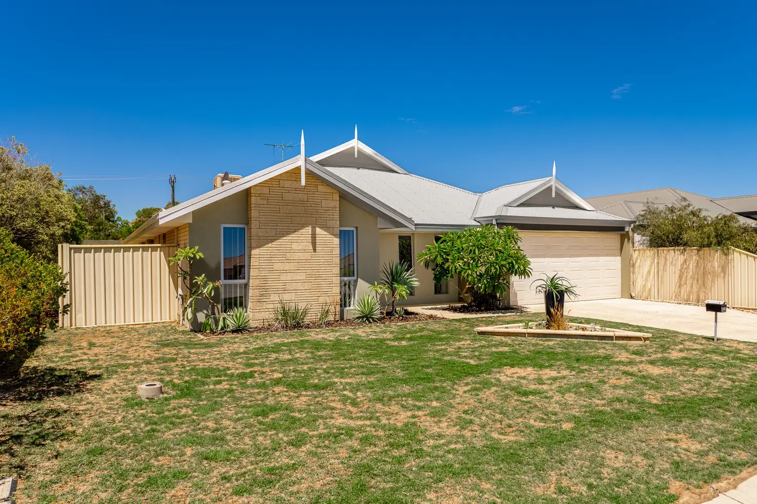 Main view of Homely house listing, 20 Arpenteur Turn, Madora Bay WA 6210