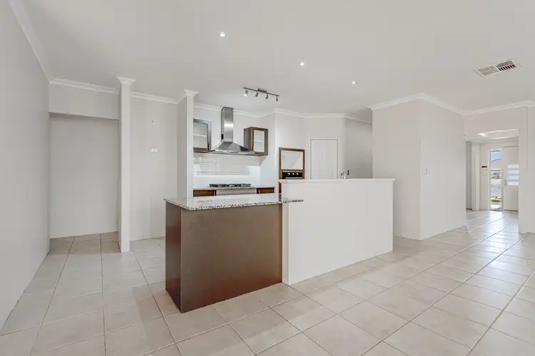Fifth view of Homely house listing, 20 Arpenteur Turn, Madora Bay WA 6210