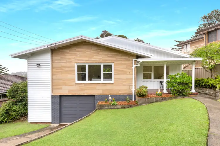 9 Shauna Crescent, Mount Keira NSW 2500
