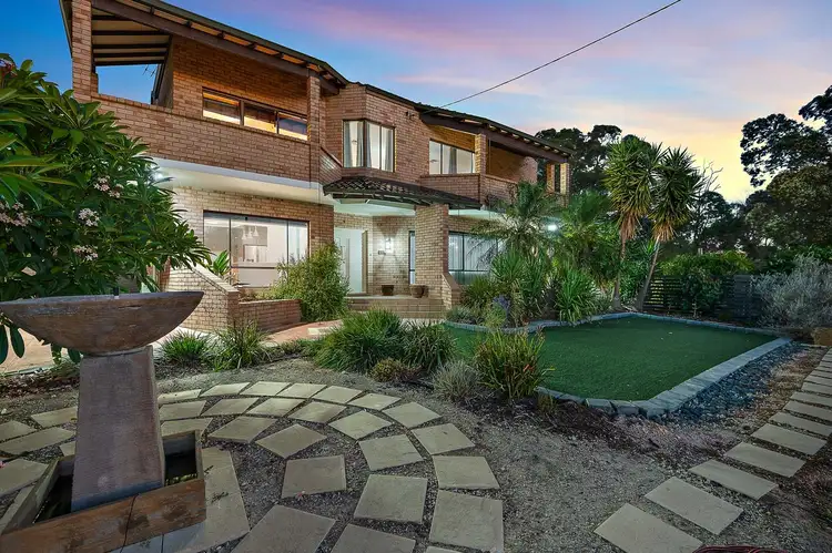 Fifth view of Homely house listing, 6 Narran Place, Swan View WA 6056