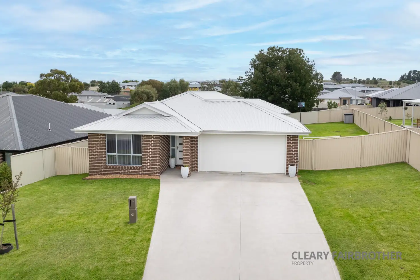 Main view of Homely house listing, 10 Fairleigh Place, Kelso NSW 2795