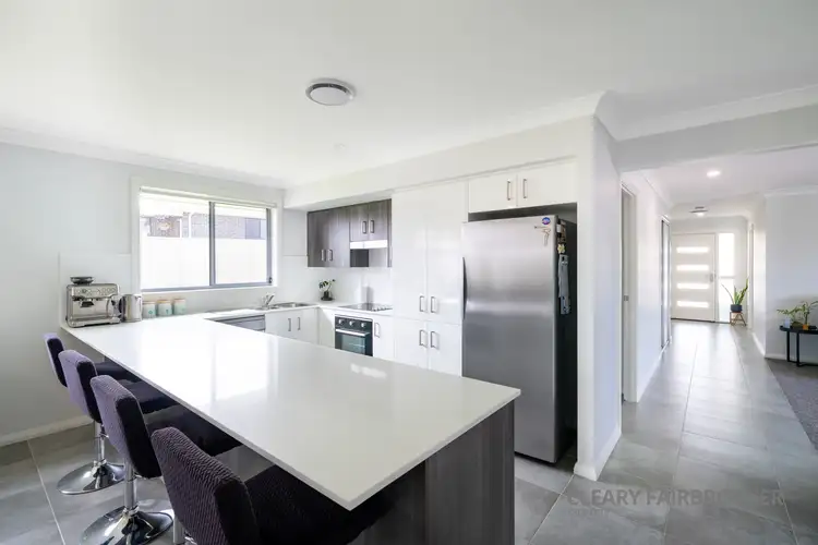 Fifth view of Homely house listing, 10 Fairleigh Place, Kelso NSW 2795