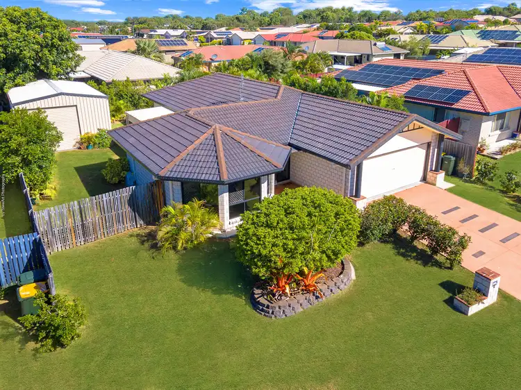 4 Crystal Court, Urangan QLD 4655