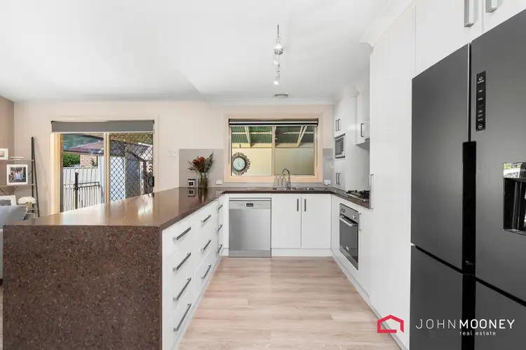 Fifth view of Homely house listing, 16 Gidgee Place, Glenfield Park NSW 2650
