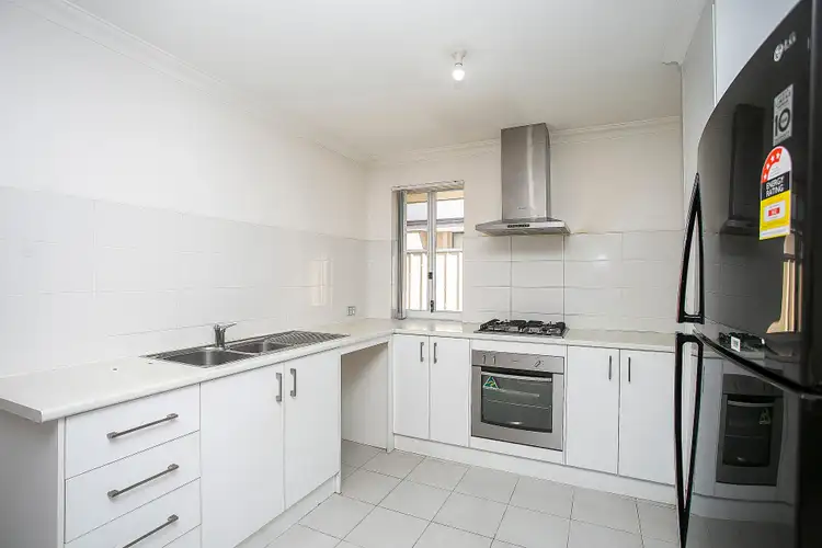 Fourth view of Homely house listing, 80 Panozza Cir, Maddington WA 6109