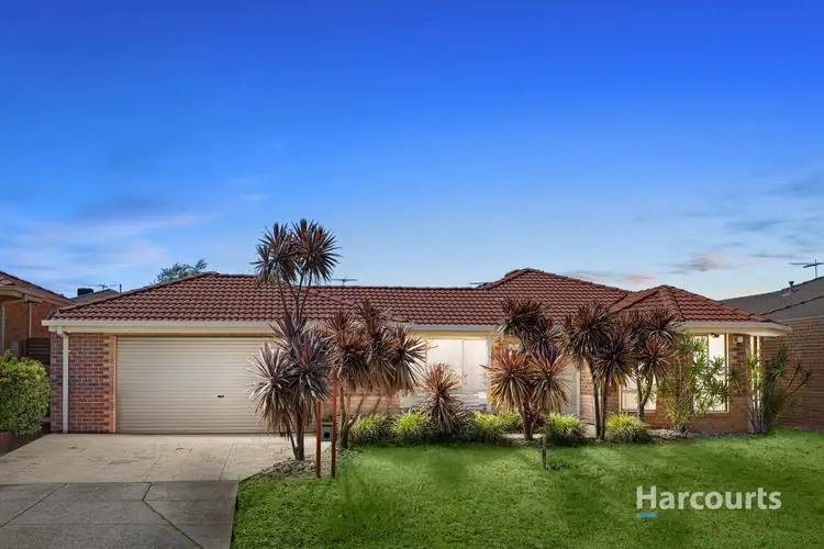 6 Cooks Way, Taylors Hill VIC 3037