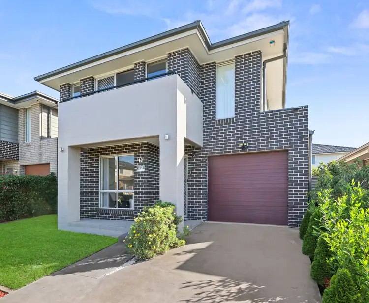12 Holly Crescent, Jordan Springs NSW 2747