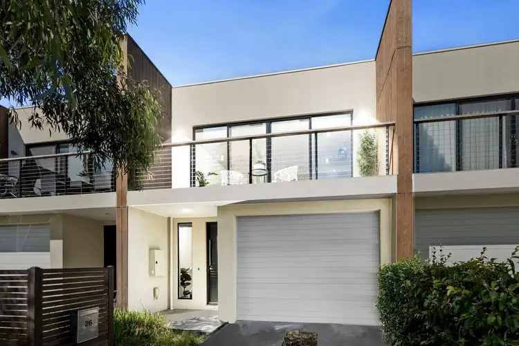 26 Lakeside Crescent, Keilor East VIC 3033