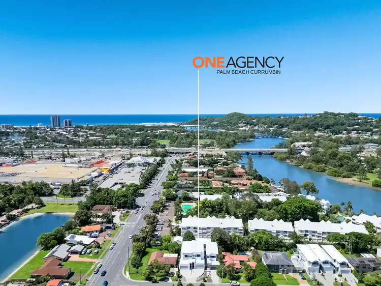 Third view of Homely semi-detached listing, 4 Wilpark Cres, Currumbin Waters QLD 4223