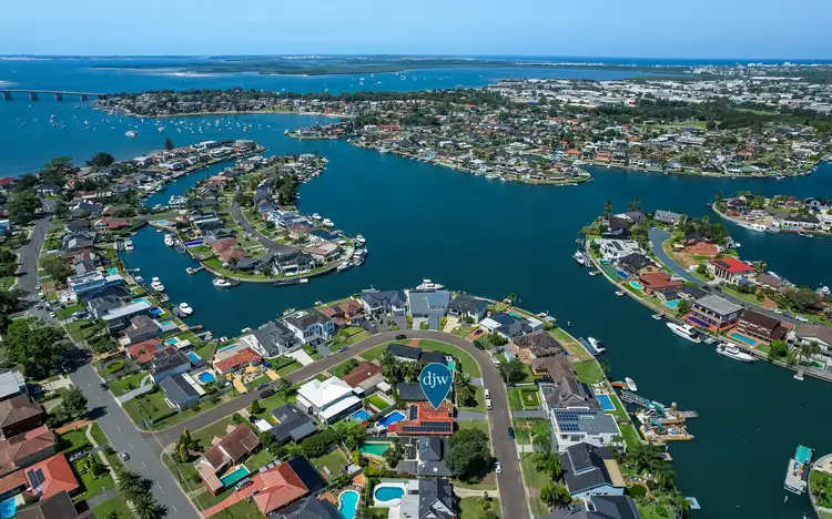 13 Castlereagh Crescent, Sylvania Waters NSW 2224