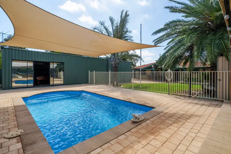 42 Bugendore Street, Maida Vale WA 6057