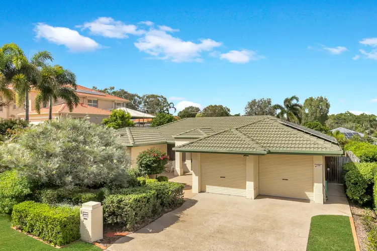 11 Edward Place, Sinnamon Park QLD 4073