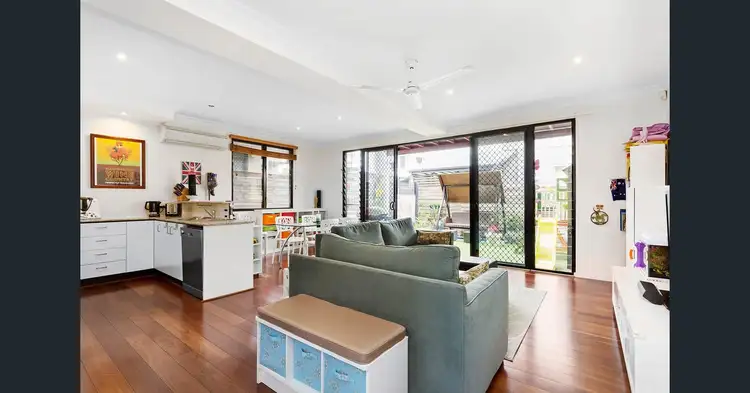 Second view of Homely townhouse listing, 15/16 Park Street, Hawthorne QLD 4171
