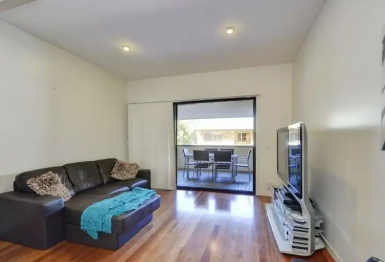 Third view of Homely apartment listing, 6/254 Riding Road, Hawthorne QLD 4171