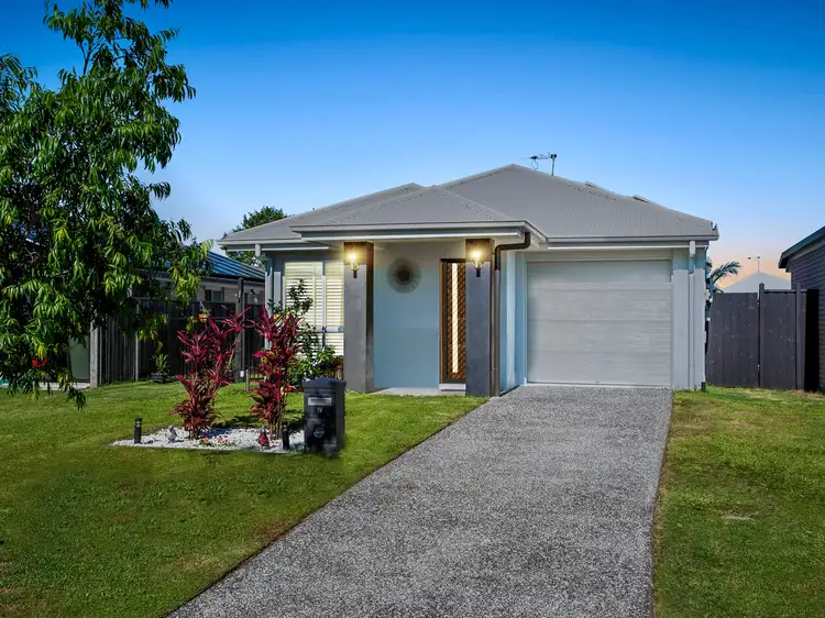 7 Grasstree Place, Ningi QLD 4511
