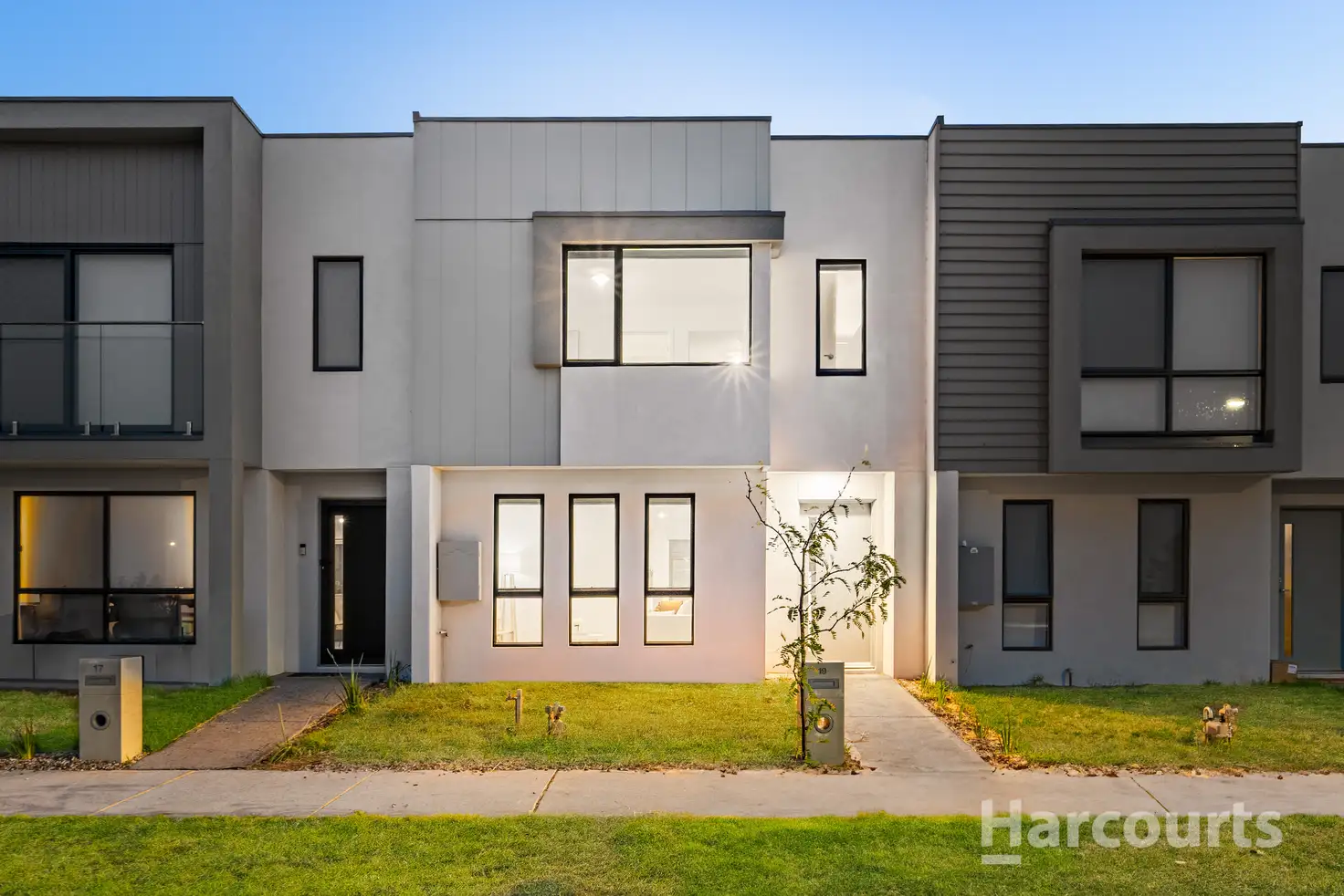 Main view of Homely townhouse listing, 19 Nethergate Street, Thornhill Park VIC 3335