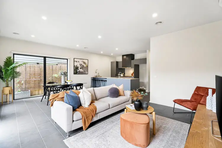 10 Landsby Drive, Avondale Heights VIC 3034