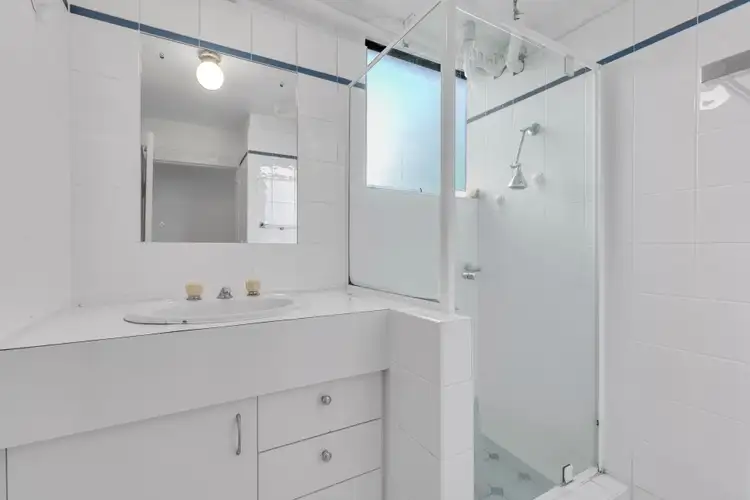 Sixth view of Homely apartment listing, 4/54 Brisbane Street, St Lucia QLD 4067