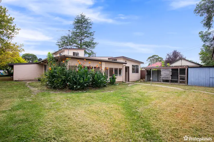 Second view of Homely house listing, 2 West Avenue, Armidale NSW 2350