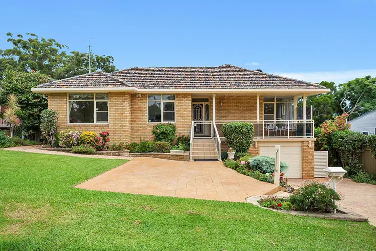 16 Forrest Street, Oak Flats NSW 2529