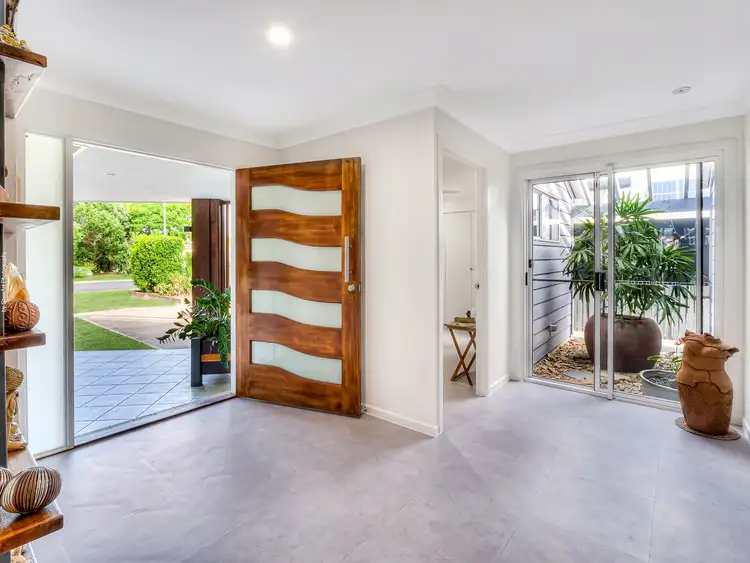 Fourth view of Homely house listing, 5 Oceanview Street, Point Vernon QLD 4655