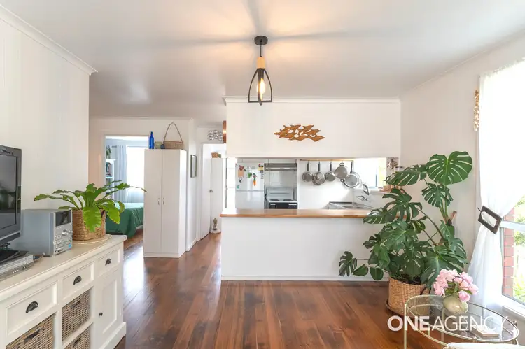 2/33 Old Surrey Road, Havenview TAS 7320