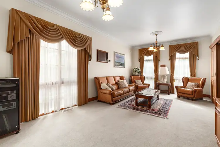 Third view of Homely house listing, 5 Maple Court, Keilor VIC 3036