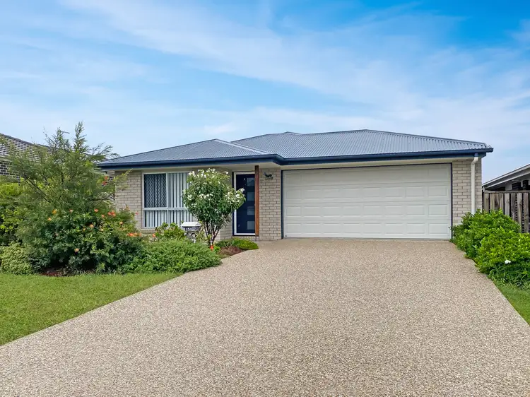 15 Newell Street, Ningi QLD 4511