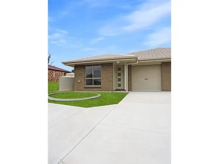 2/9 Gordon Street, Armidale NSW 2350