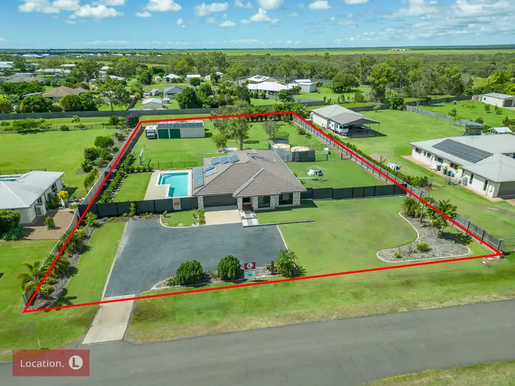 5 Lamington Court, Branyan QLD 4670