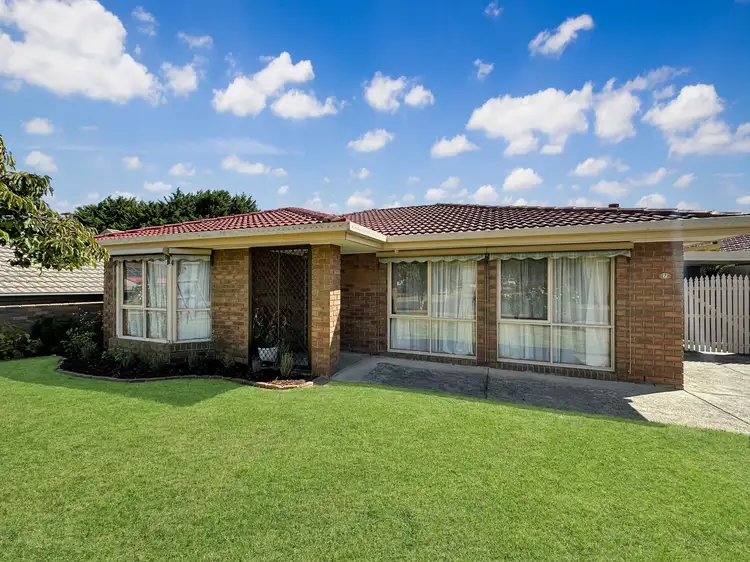 Second view of Homely house listing, 7 Aquarius Drive, Frankston VIC 3199