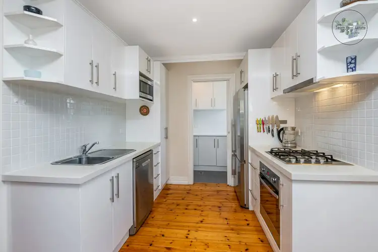 Fifth view of Homely house listing, 10 Hoskins Street, Quarry Hill VIC 3550