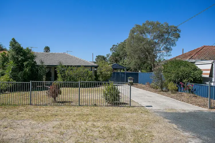 77A Altone Road, Lockridge WA 6054