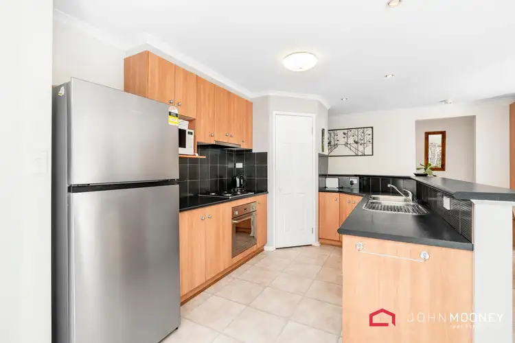 Sixth view of Homely house listing, 4 Walla Place, Glenfield Park NSW 2650