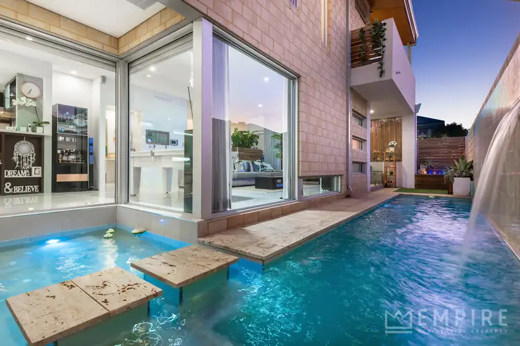 11 Monet Lane, Success WA 6164