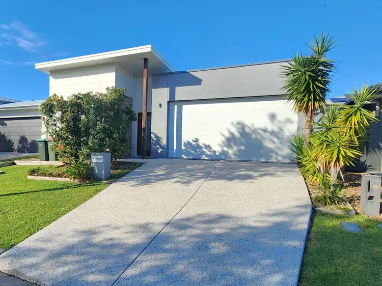 14 Petrel Crescent, Mountain Creek QLD 4557