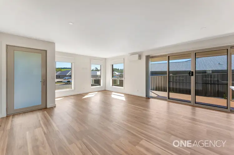 Sixth view of Homely house listing, 2A Janet Drive, Park Grove TAS 7320