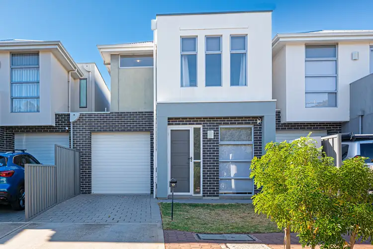 17 Harlow Street, Mitchell Park SA 5043