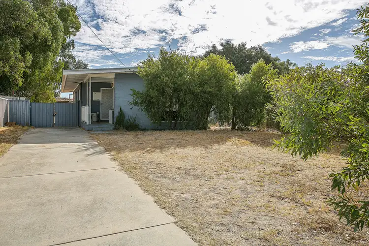 77 Beaconsfield Avenue, Midvale WA 6056