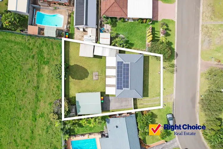 Second view of Homely house listing, 4 Jilba Place, Oak Flats NSW 2529