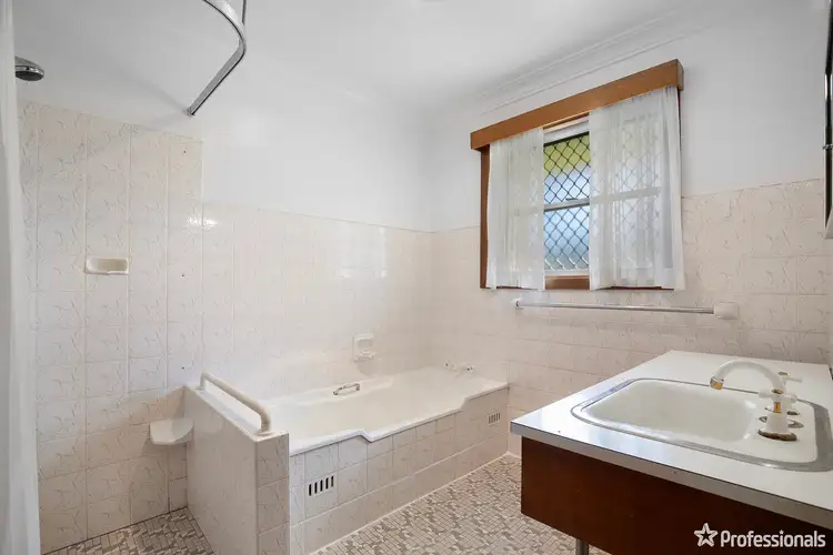 Fifth view of Homely house listing, 11 Thompson Street, Armidale NSW 2350