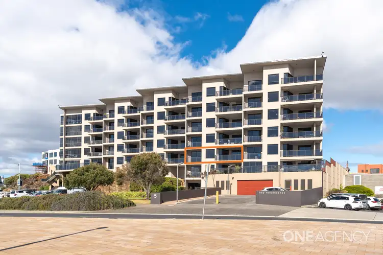 Third view of Homely block of units listing, 4/5 North Terrace, Burnie TAS 7320
