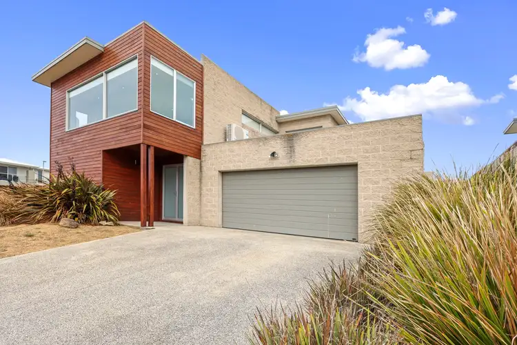 1 Martin Laurence Place, Port Fairy VIC 3284