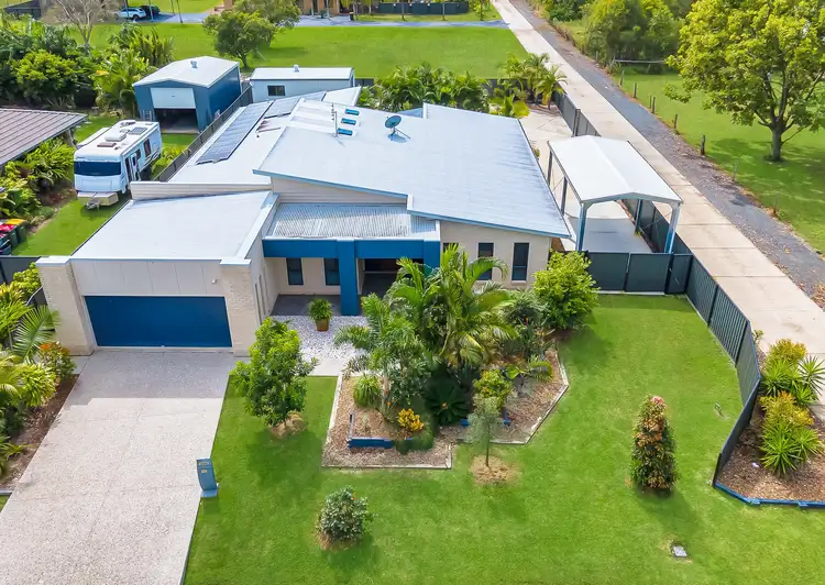 17A Senorita Parade, Urangan QLD 4655