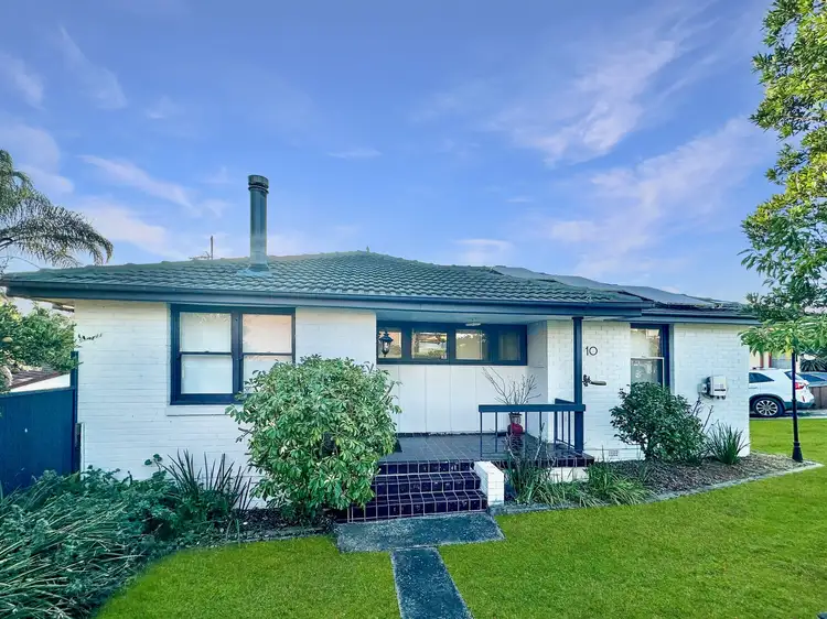 Main view of Homely house listing, 10 Allawah Place, Koonawarra NSW 2530