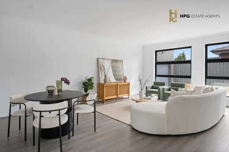 Fifth view of Homely house listing, 2/7 Aylesbury Crescent, Gladstone Park VIC 3043