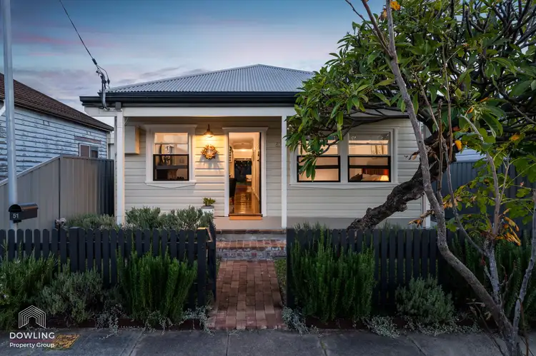 51 Macquarie Street, Mayfield NSW 2304