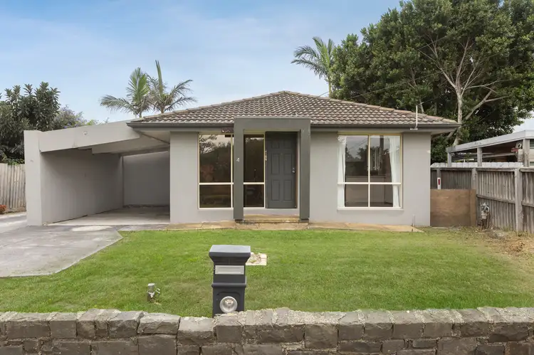 4 Stradishall Way, Tullamarine VIC 3043